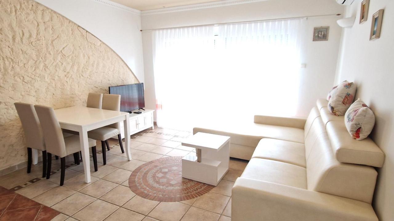 Apartment Damijan Krk Town Eksteriør billede