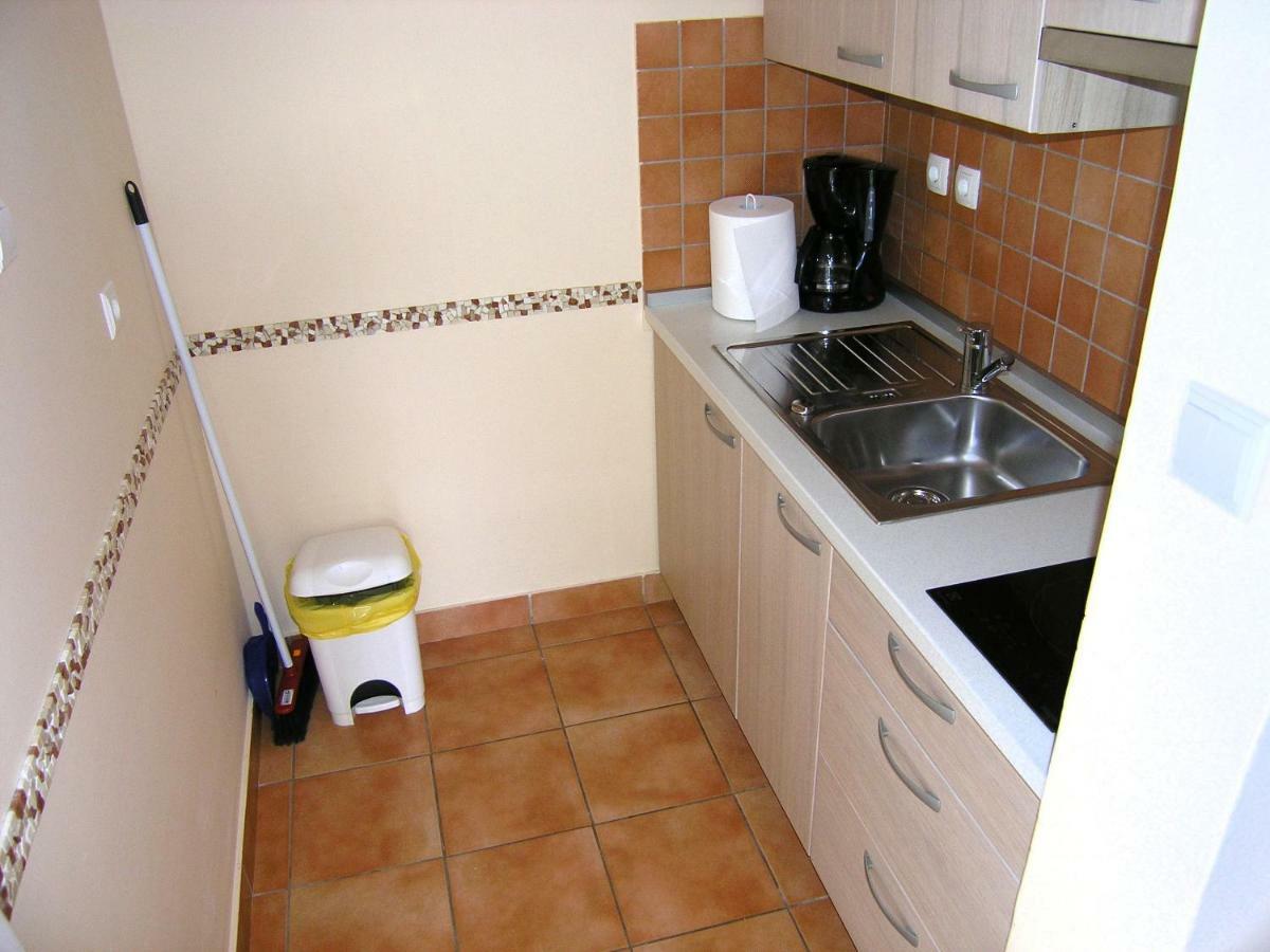 Apartment Damijan Krk Town Eksteriør billede
